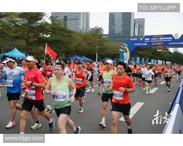 深圳滑板队如何在城市马拉松中实现转型与突破的故事